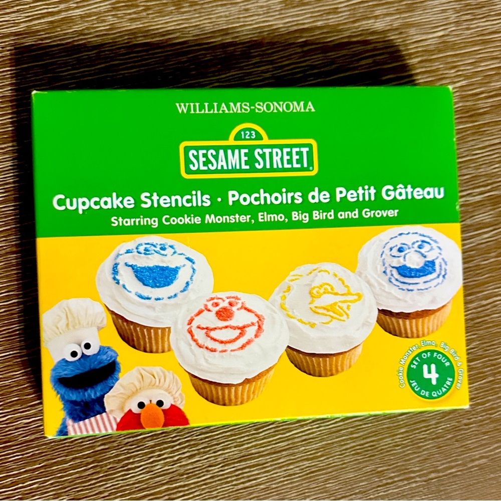 Williams Sonoma Sesame Street Cookie Cutters, Cupcake Kit & Stencil Set - Picture 4 of 8